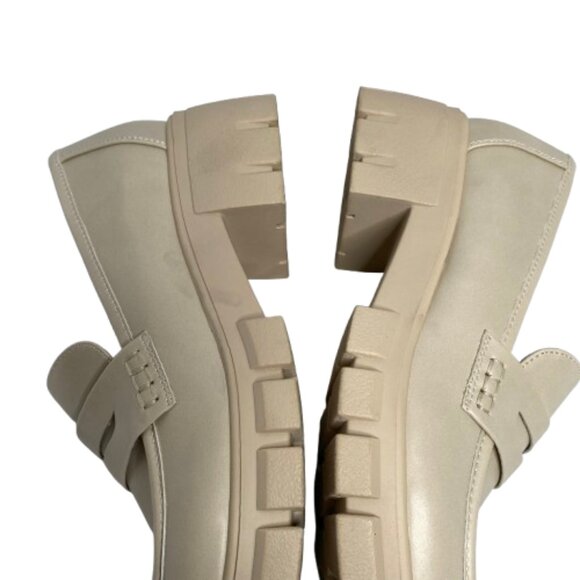 Hey Girl by Corkys Womens Chunky Platform Loafers Size 10 Ivory Academia Preppy - Picture 15 of 15